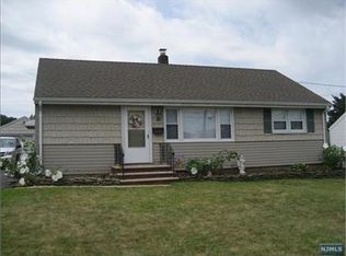 55 Oak Ridge Rd, Clifton, NJ 07013