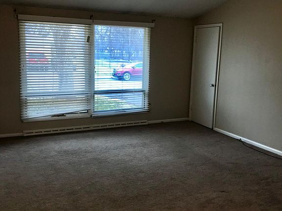 5th image of 914 Merrily Dr