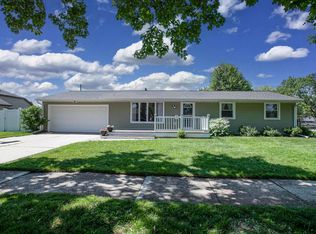 1520 Cook St, De Pere, WI 54115