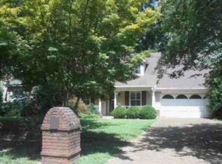 8952 E Glendale Ct, Cordova, TN 38018
