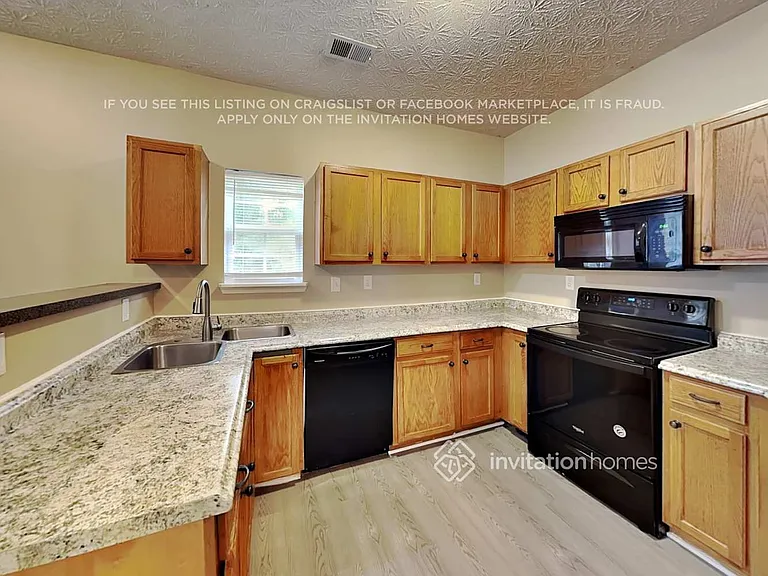 128 Shadow Creek Ct — Photo 9