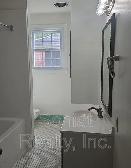 4427 Ware Ave — Photo 5