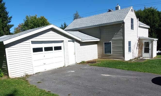 Outside-224 Groton Road