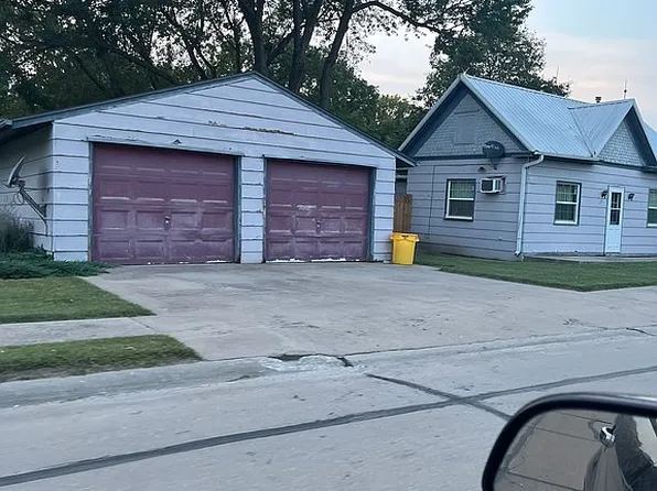 619 Long Branch St, Humboldt, NE 68376