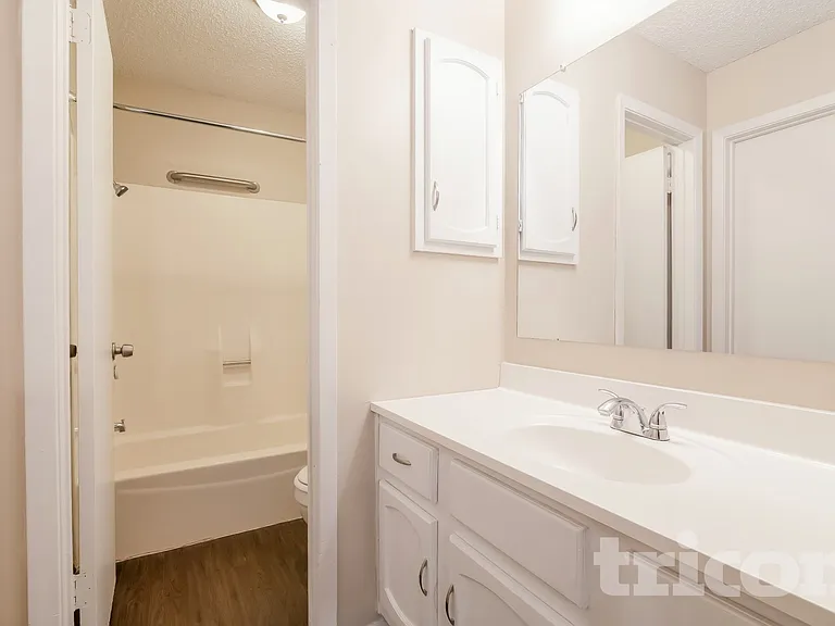 17719 Glenpatti Dr — Photo 12