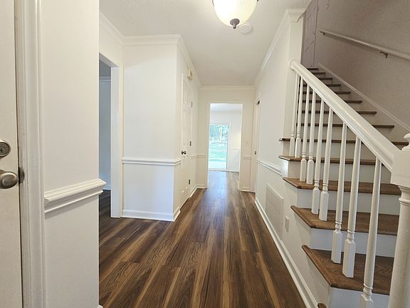 4th image of 6534 Ciscayne Pl
