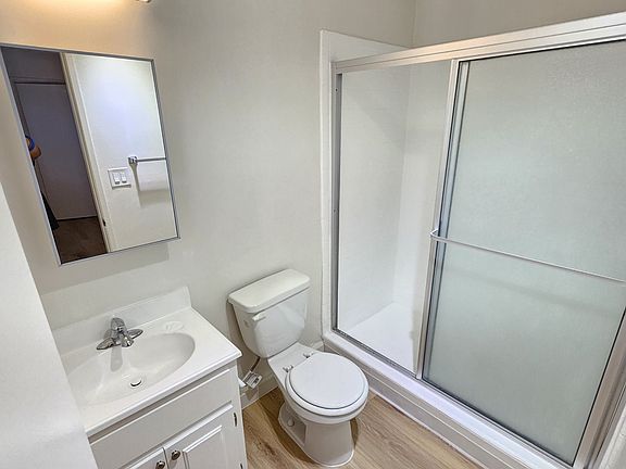 3rd image of 1130 N Fuller Ave APT 5