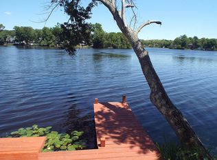 42 W Shore Rd, Holbrook, MA 02343