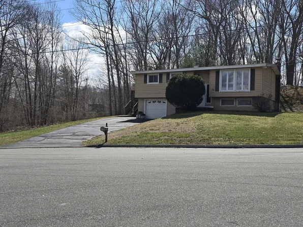 34 Country Club Drive, Ledyard, CT 06339