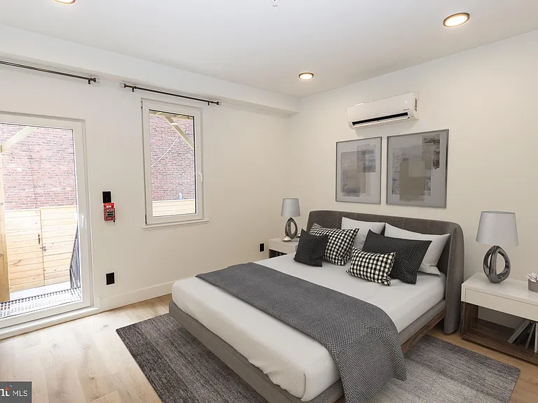 3604 Melon St #1 — Photo 6