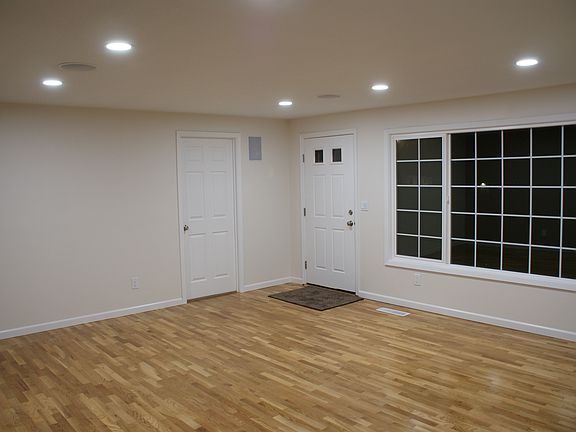 3rd image of 3409 Carol Ave