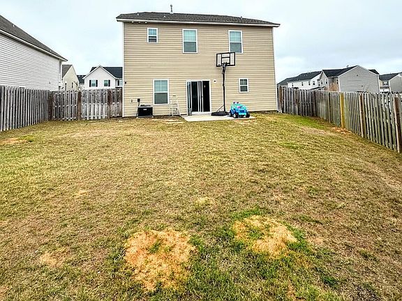 3rd image of 4025 Thimbleberry Dr