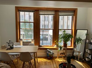 1042 W Bryn Mawr Ave #3, Chicago, IL 60660