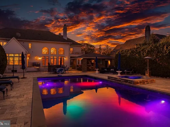 1053 Whitegate Rd, Wayne, PA 19087