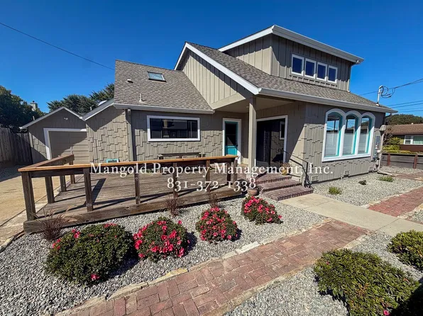 261 Spruce Ave, Pacific Grove, CA 93950