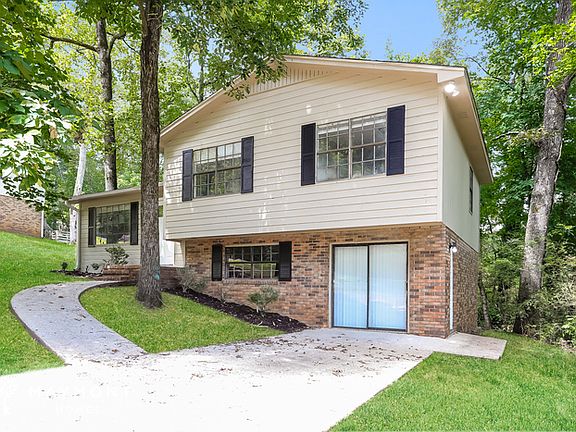 4th image of 6860 Markham Dr