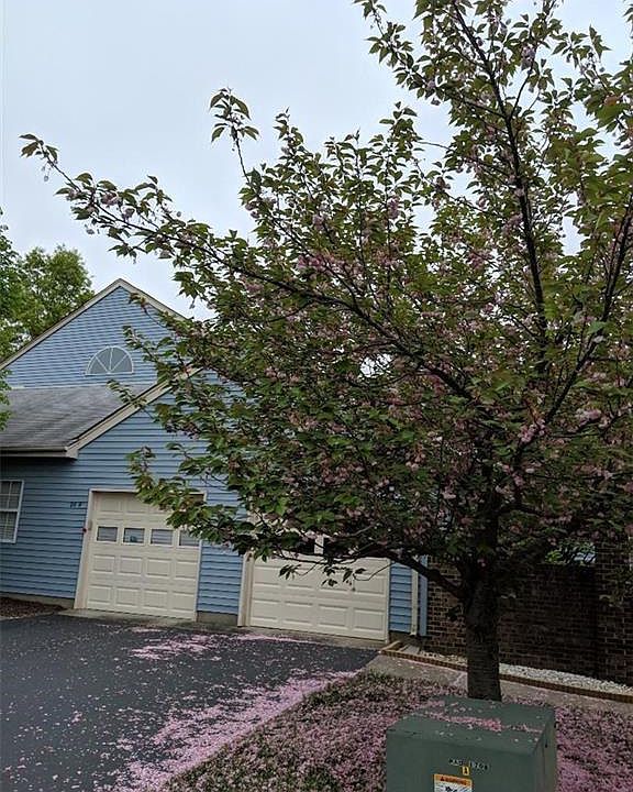 2nd image of 26H James Buchanan Dr #0