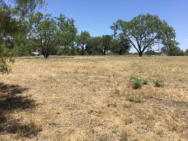 2nd image of Lot 3032 Douglas