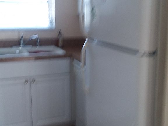 5th image of 6379 Pontiac Ln