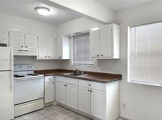 31 SE 2nd Ave APT 203, Hallandale Beach, FL 33009