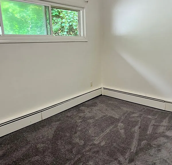 1919 Crooks Rd #6 — Photo 5