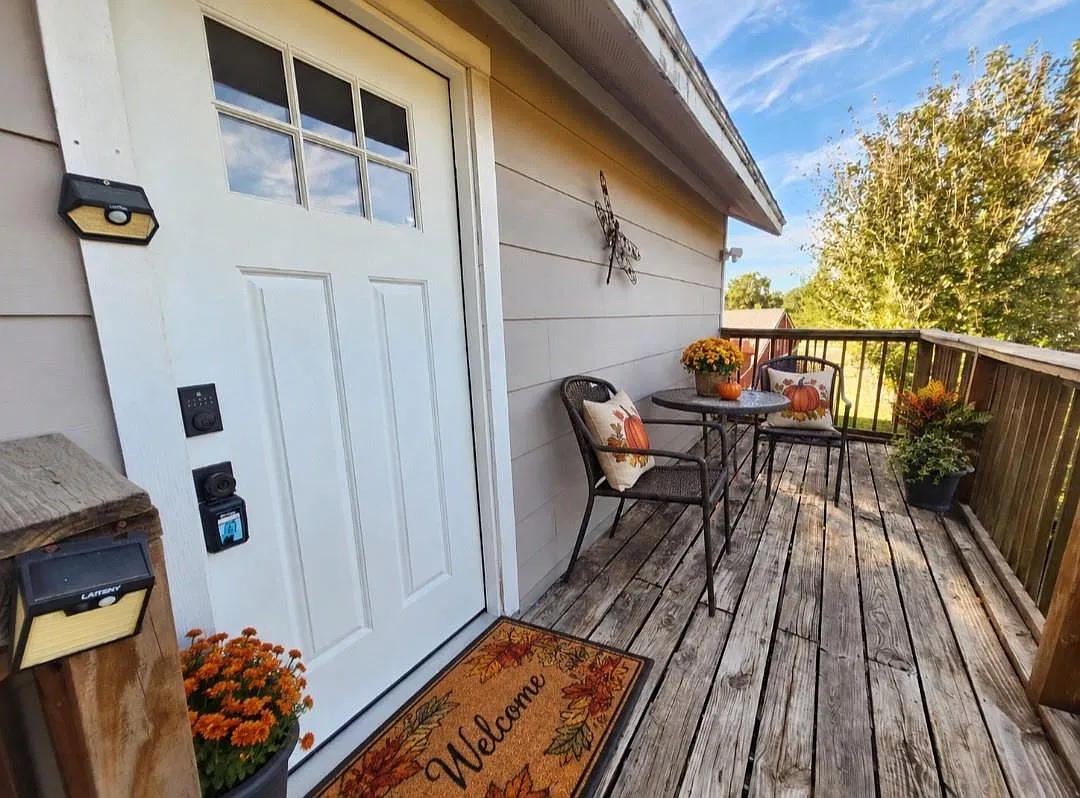 1 bed, 1.0 bath, 820 sqft, $1,300 — Photo 3