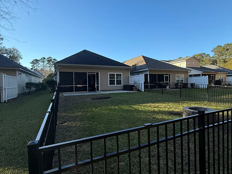 96 Crossings Blvd — Photo 42
