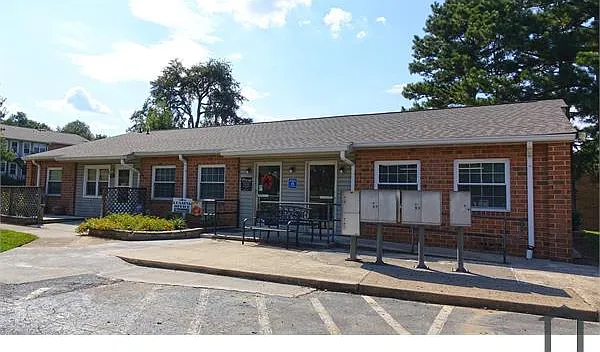 3005 Henderson Ave NW — Photo 5