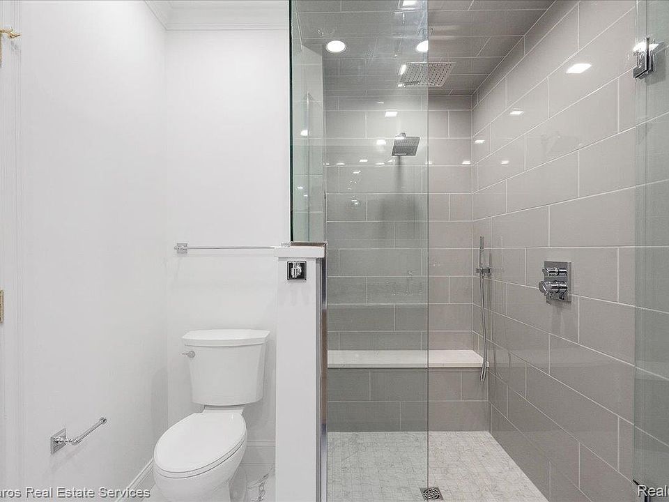 1395 Balfour Rd, photo 28