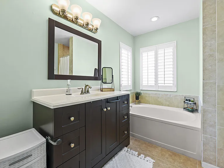 6238 Pompano St — Photo 38