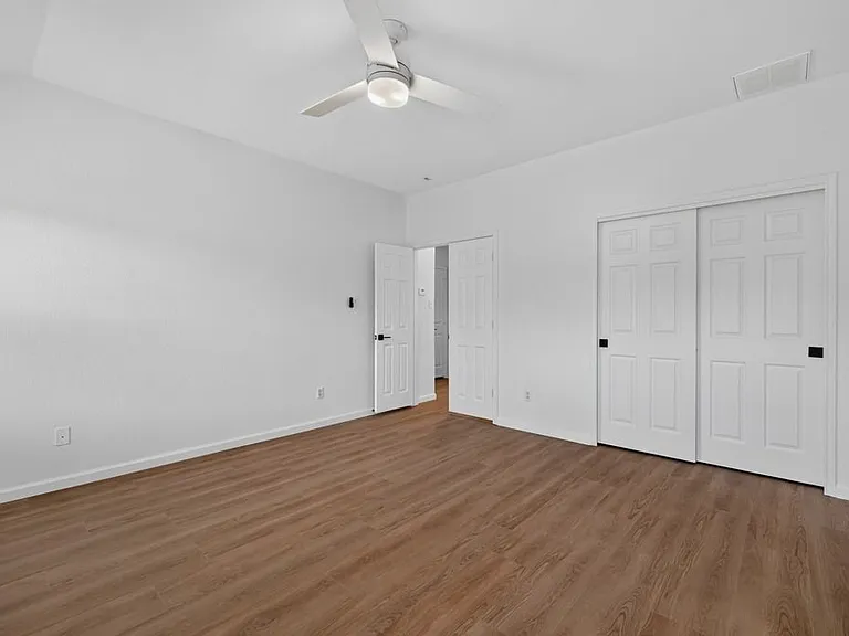 10416 Beard Ave — Photo 19