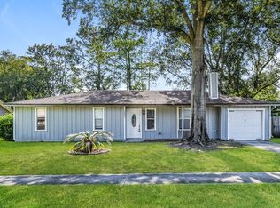 10895 Hoof Print Dr, Jacksonville, FL 32257