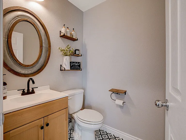 1045 Spotted Saddle St — Photo 43