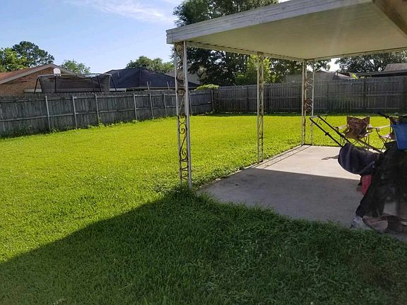5th image of 611 Prevost Dr