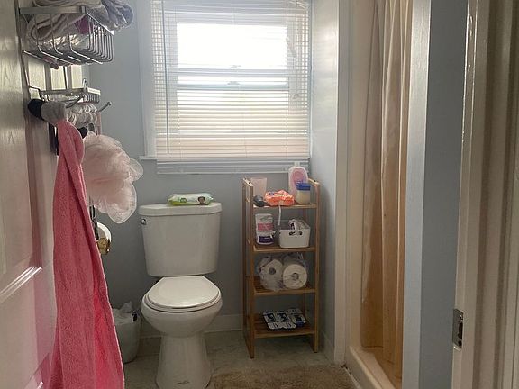2nd image of 1509 Westminster St APT 8