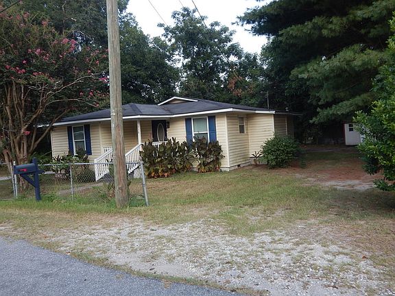 3rd image of 336 Ben St