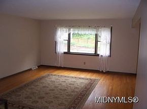 5th image of 124 Knoll Wood Cir #Ns