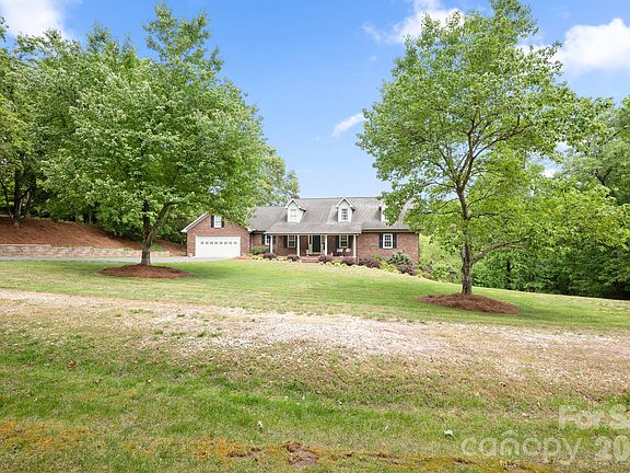 4th image of 715 Orphanage Rd