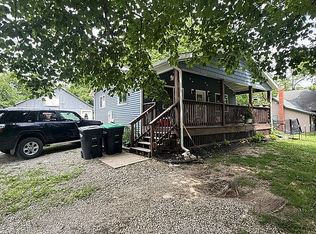 604 Van Buren St, Keosauqua, IA 52565