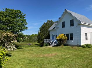 40 E Boston Rd, Vinalhaven, ME 04863