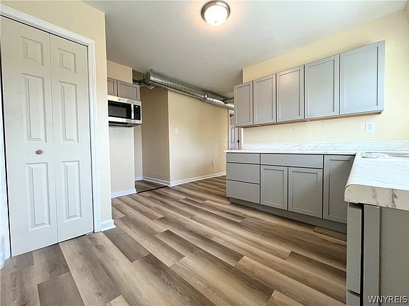 4th image of 86 Hawley St