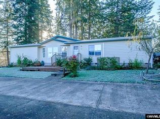 735 10th Ave, Sweet Home, OR 97386