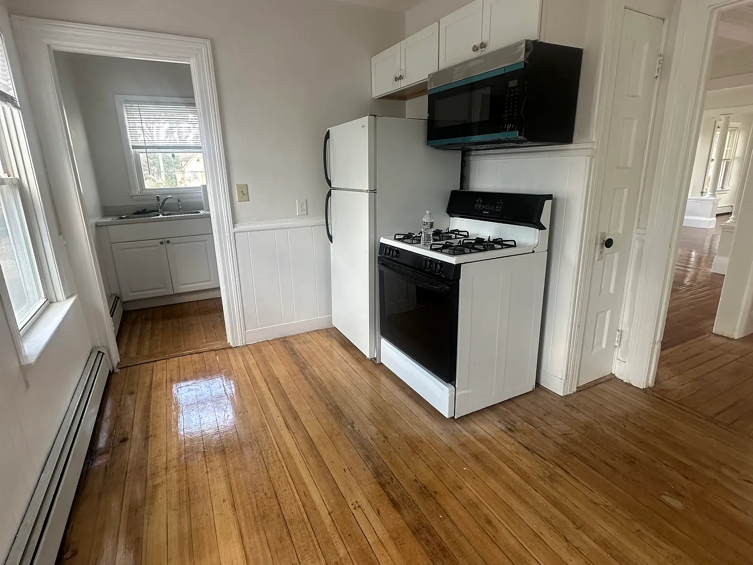 2 bed, 1154 sqft, $2,200 — Photo 4