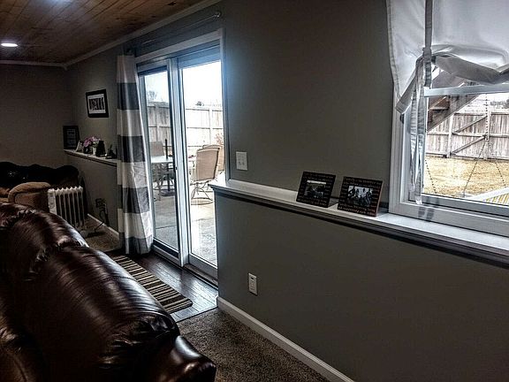 5th image of 4330 W Huntington Ave