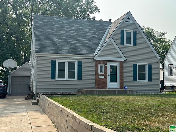 2nd image of 3635 Jennings St