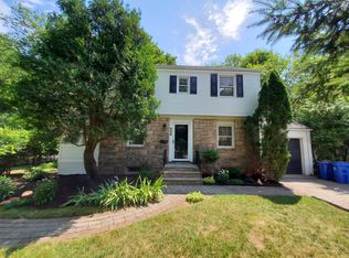 506 Knickerbocker Rd, Tenafly, NJ 07670