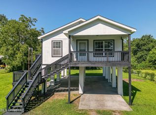 329 Fleitas Ave, Pass Christian, MS 39571