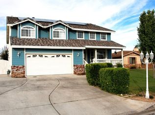 13283 Meteor Dr, Victorville, CA 92395