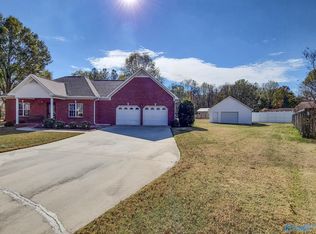 2803 Moore Cir SW, Decatur, AL 35603