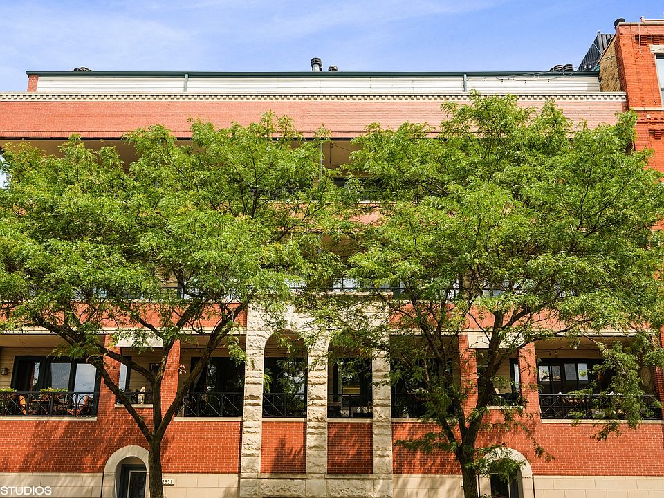 1st image of 2527 N Sheffield Ave APT 2D